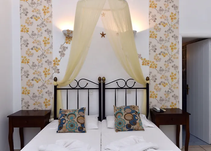 Отель Aphrodite Boutique