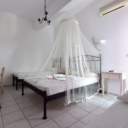 Aphrodite Boutique 3*