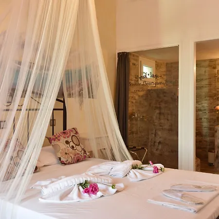 Aphrodite Boutique Hotel 3*