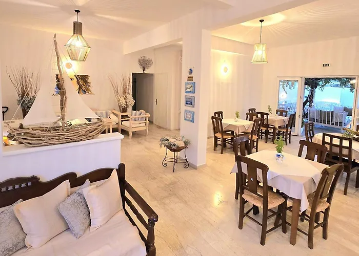 Aphrodite Boutique 3*