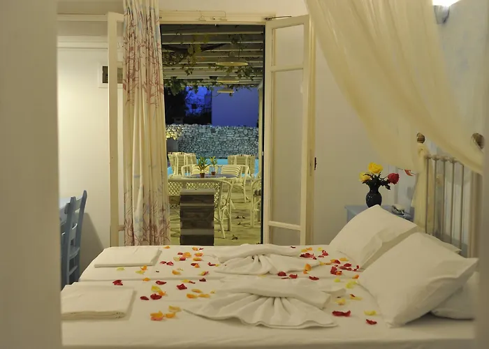 Aphrodite Boutique 3*