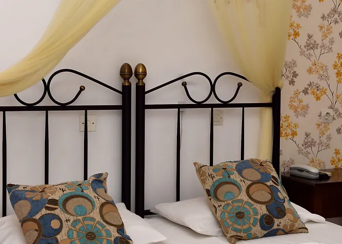 Aphrodite Boutique Αλυκή